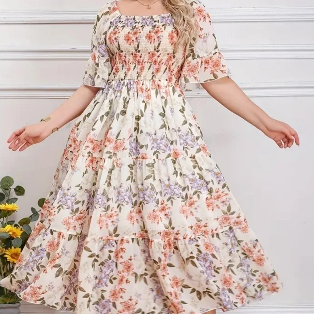 - NEW Floral Romantic Floral Square  neckline smocked Maxi plus  2X🌸BG1 - Picture 2 of 5